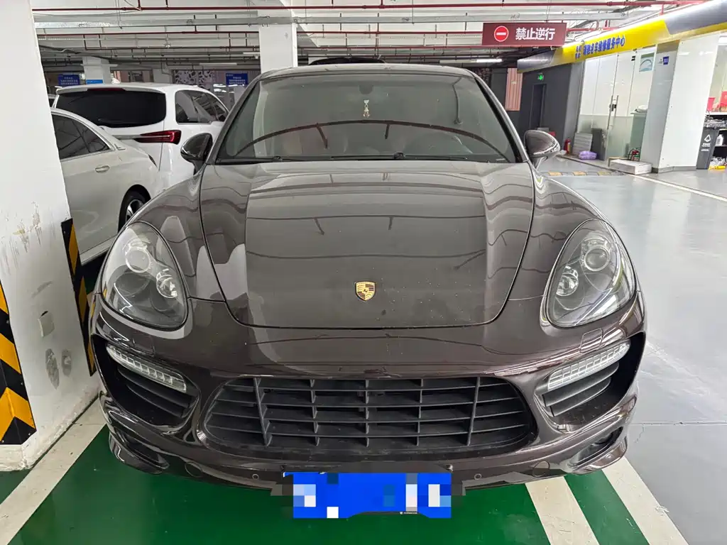 Porsche Cayenne — миниатюра 2