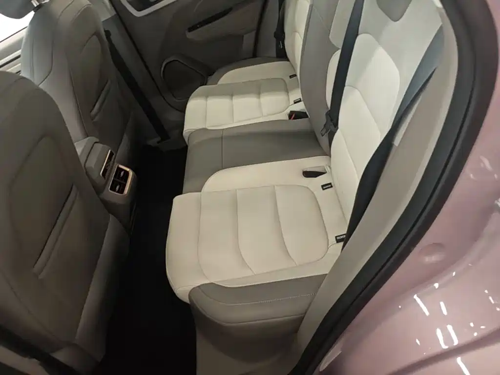 Geely Icon — миниатюра 17