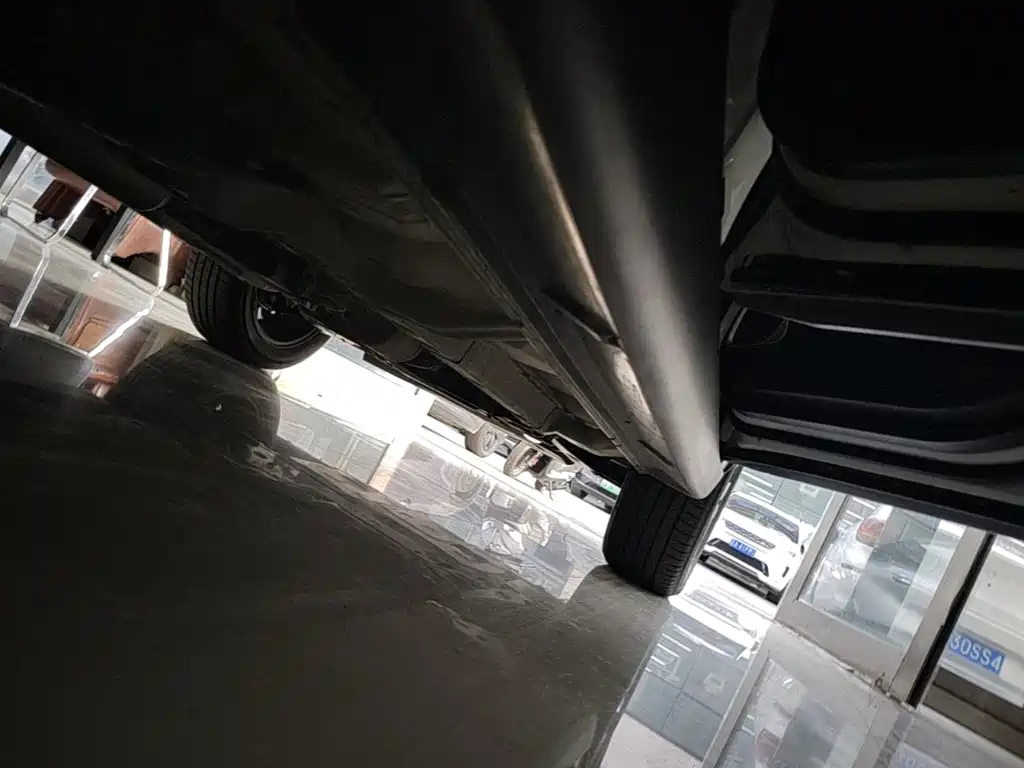 Mitsubishi Outlander — миниатюра 21