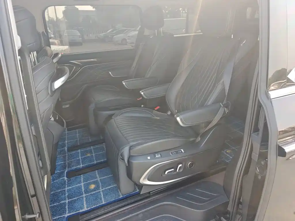 MAXUS G90 — миниатюра 17
