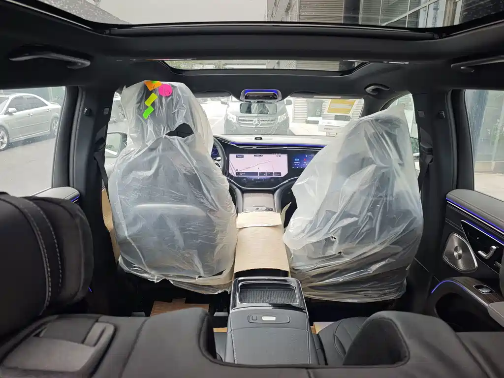 Mercedes-Benz EQS SUV — миниатюра 30