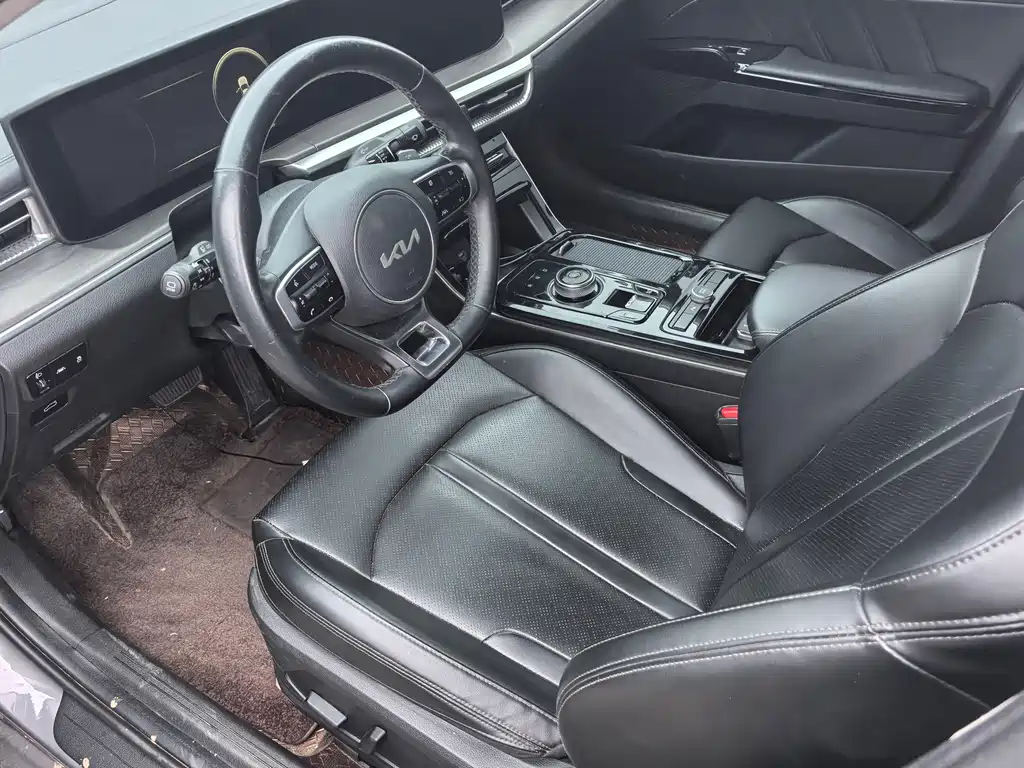 Kia K5 — миниатюра 8