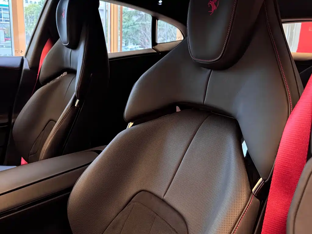 Ferrari Purosangue — миниатюра 8