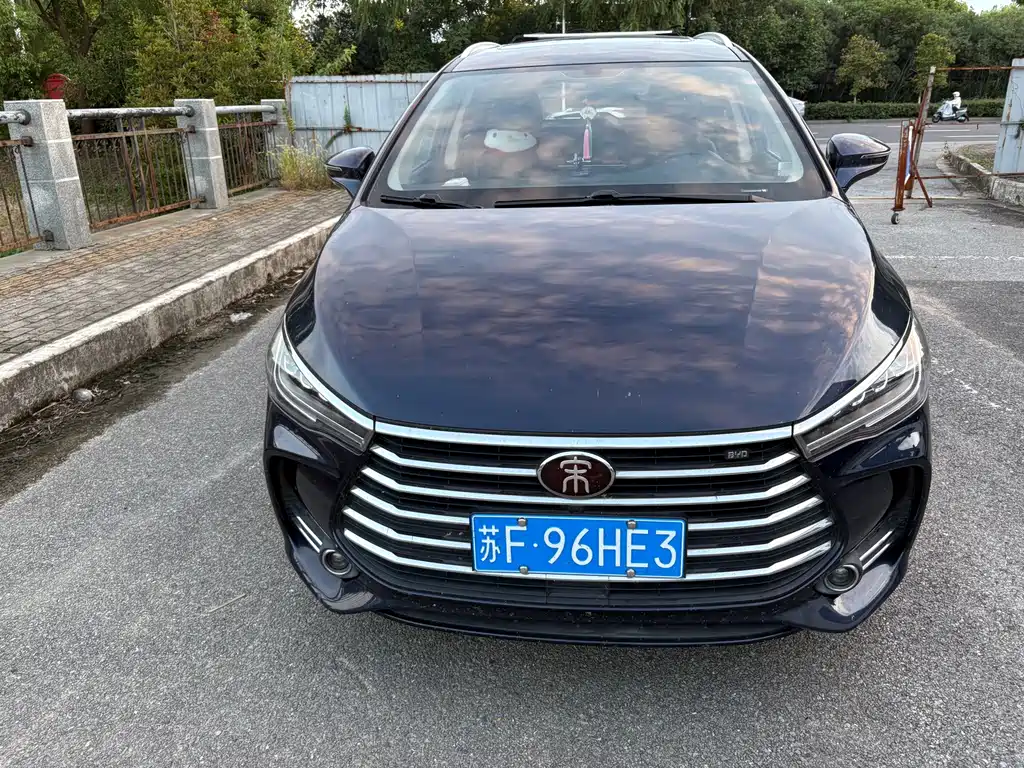 BYD MAX — миниатюра 2
