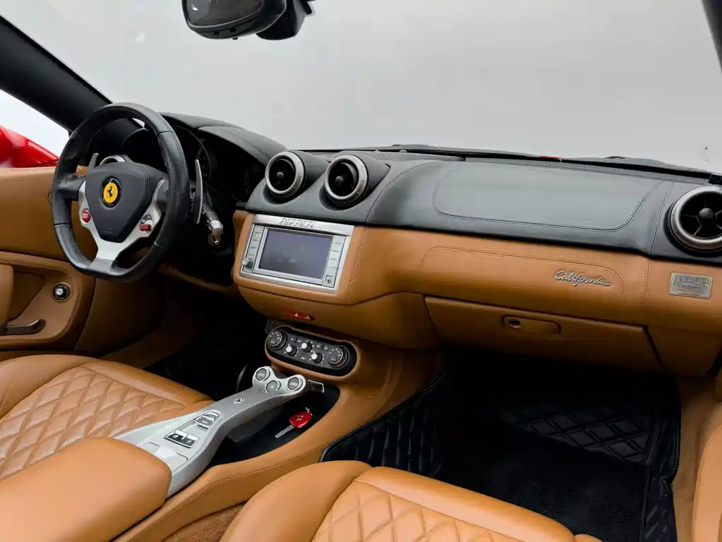 Ferrari California T — миниатюра 15
