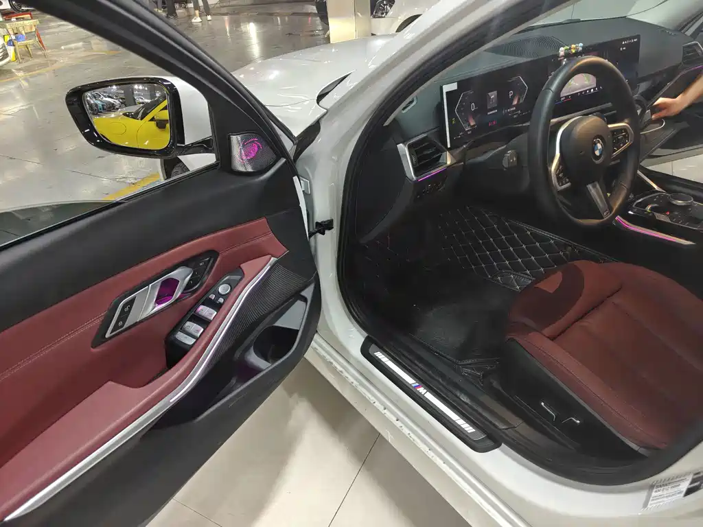 BMW 3 Series — миниатюра 4