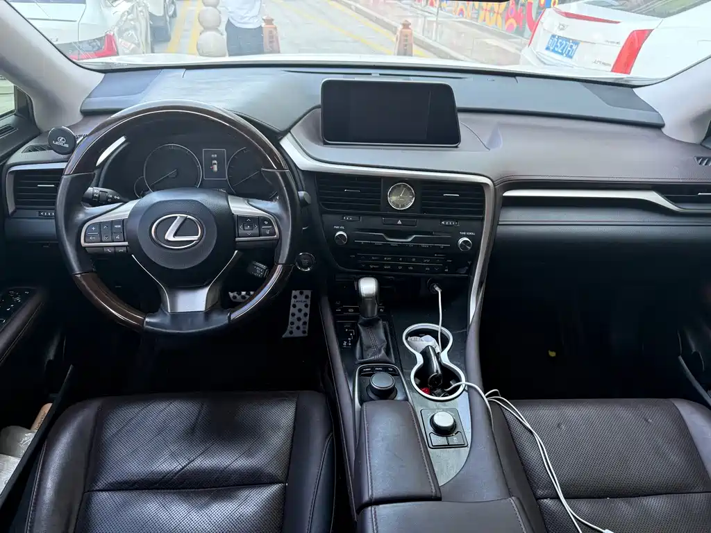 Lexus RX — миниатюра 7