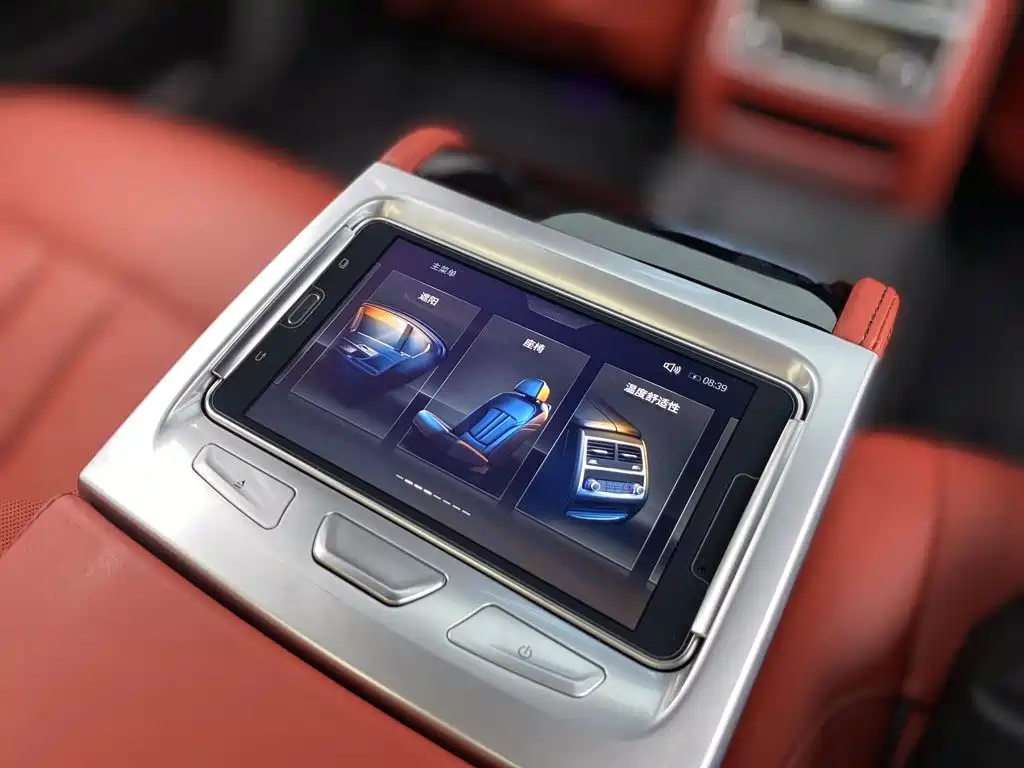 BMW 7 Series — миниатюра 26