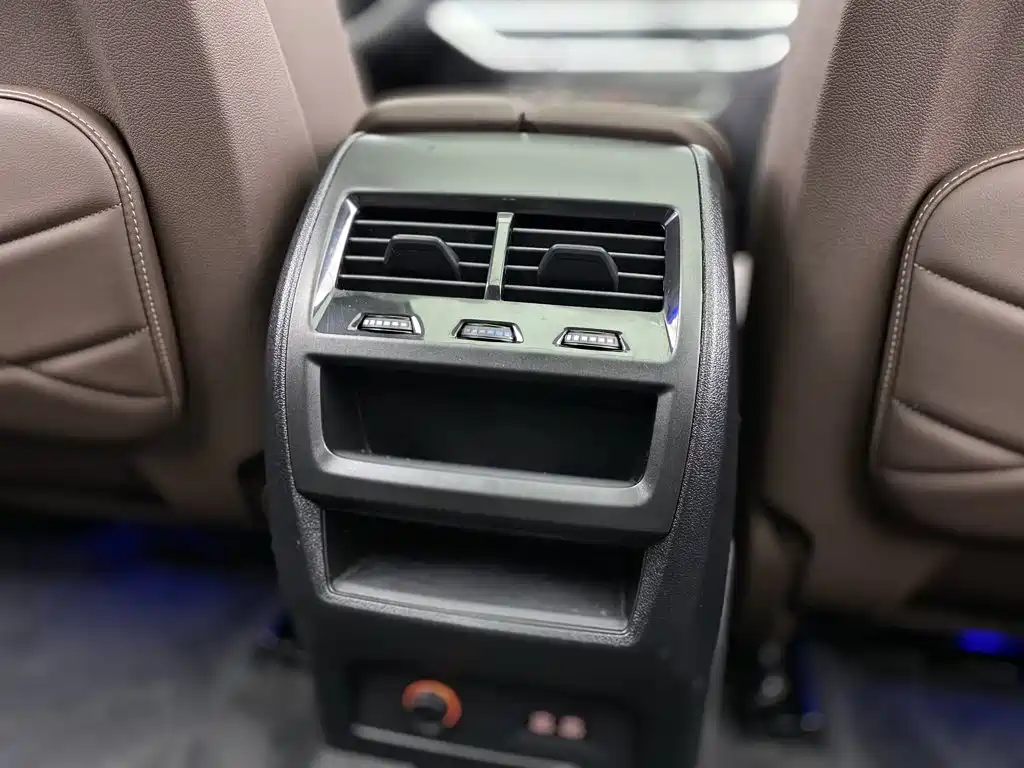 BMW X5 — миниатюра 28