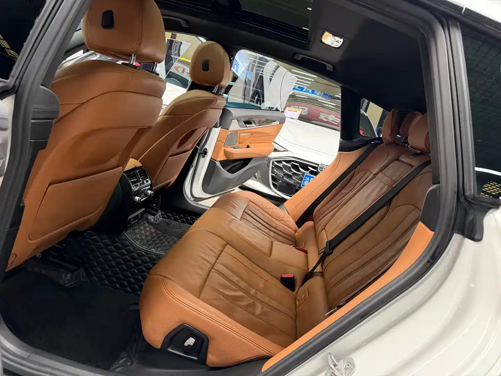 BMW 6 Series GT — миниатюра 15