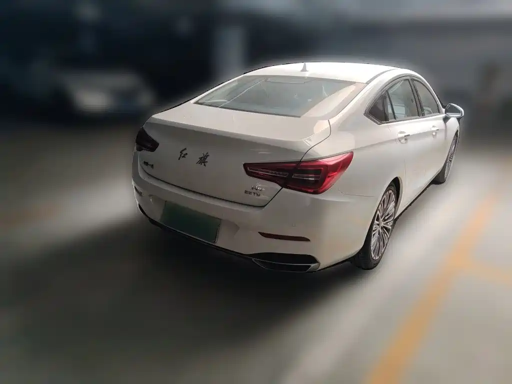 Hongqi Hongqi H5 — миниатюра 4