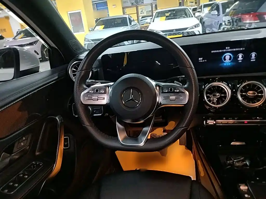 Mercedes-Benz A-Class — миниатюра 15