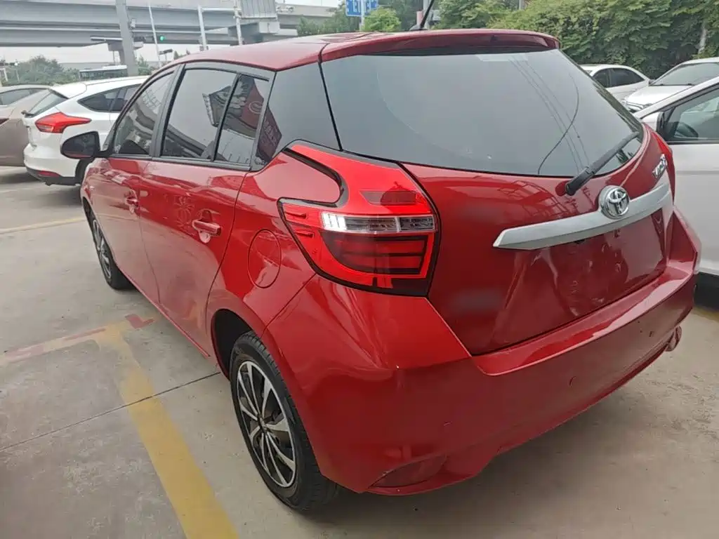 Toyota Vios FS — миниатюра 5