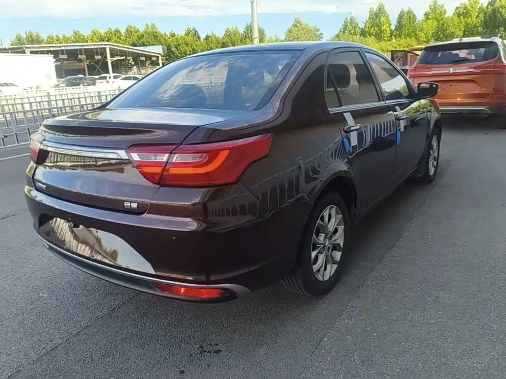 Geely Vision — миниатюра 7