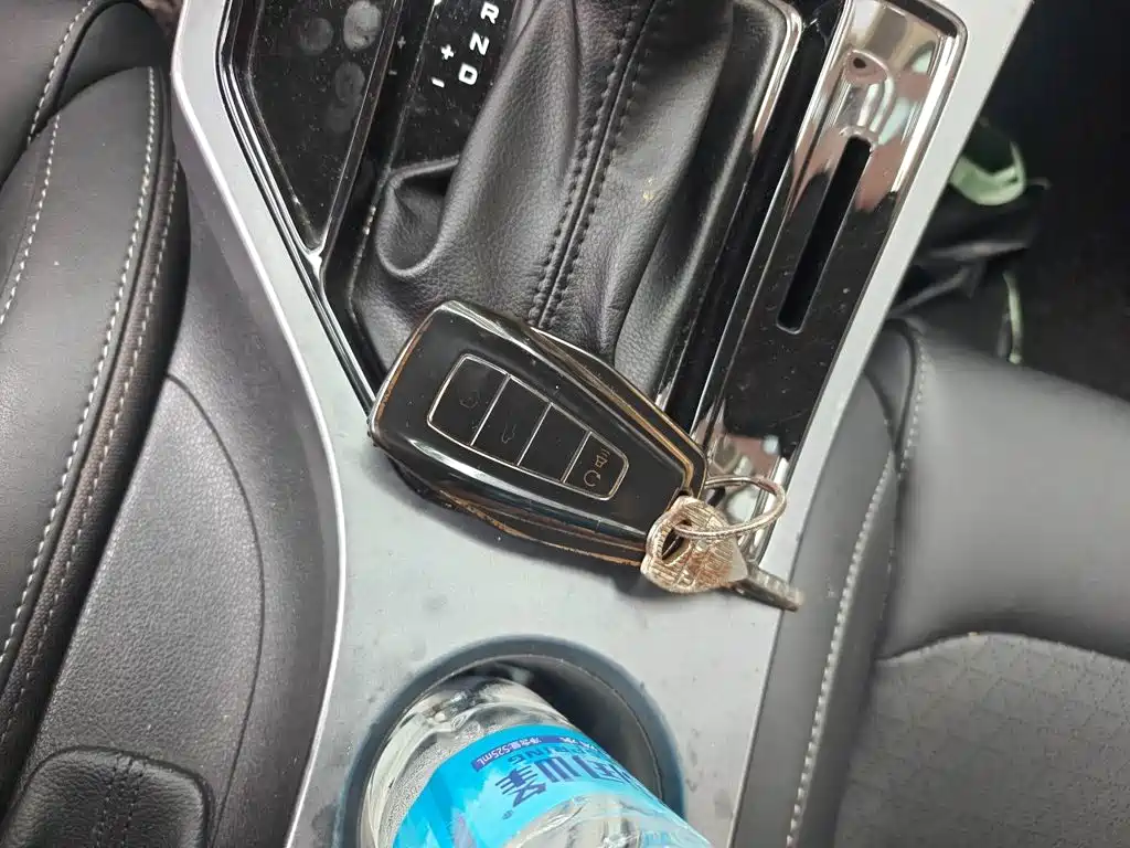Geely Emgrand — миниатюра 9