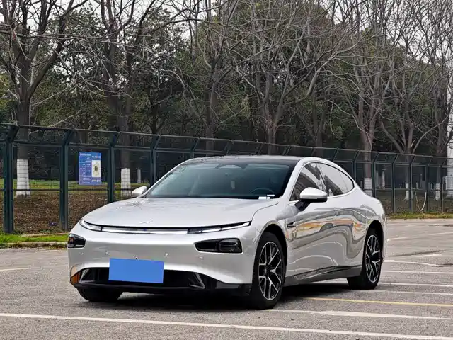 2023 Xpeng P7