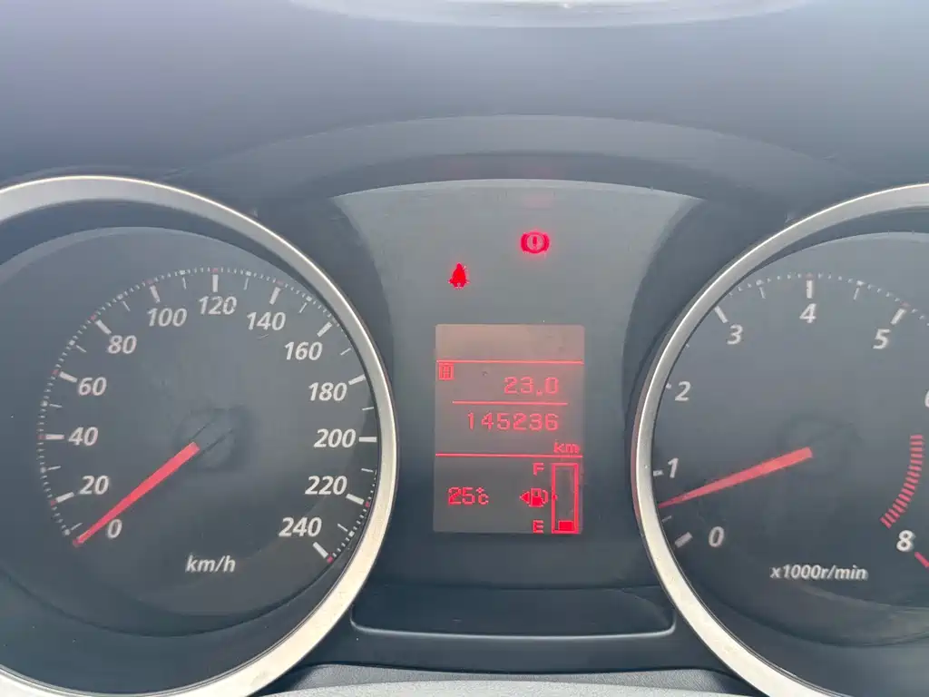 Mitsubishi Lancer EX — миниатюра 9