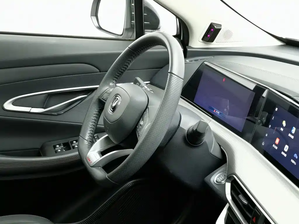 Changan UNI-T — миниатюра 22