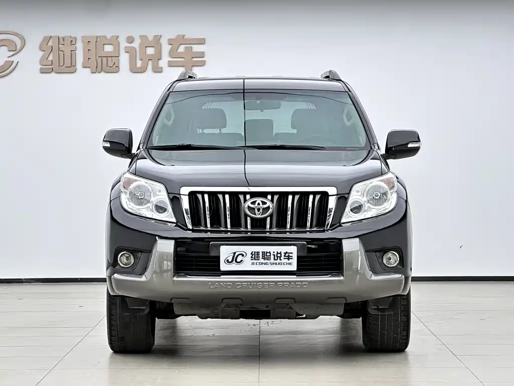 Toyota Land Cruiser Prado 2010 2.7L AT Luxury