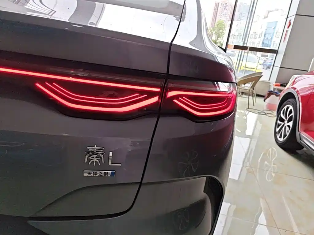 BYD Qin L — миниатюра 8