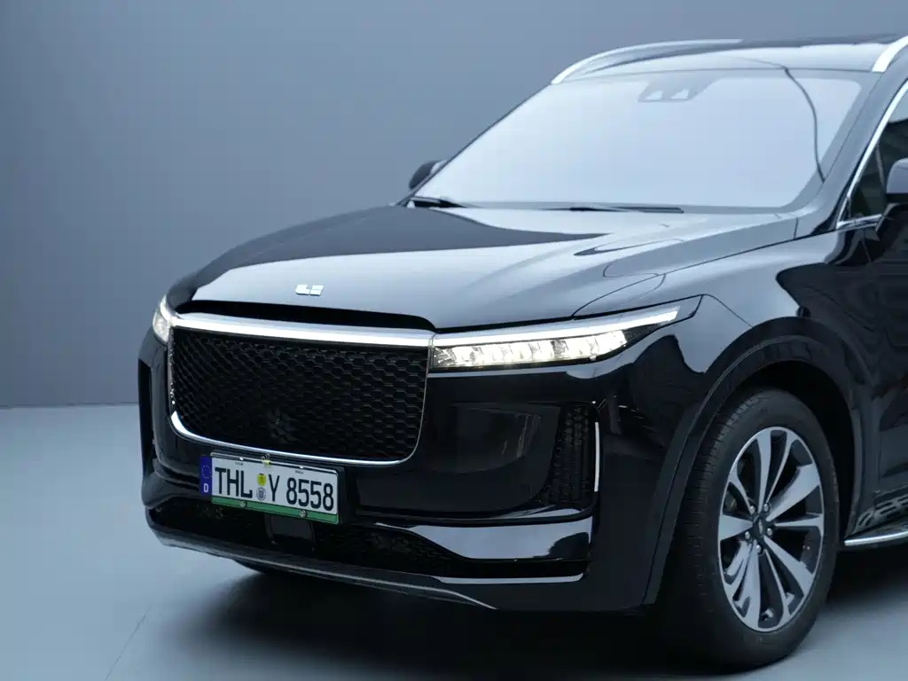 Li Auto ONE 2020 6 мест