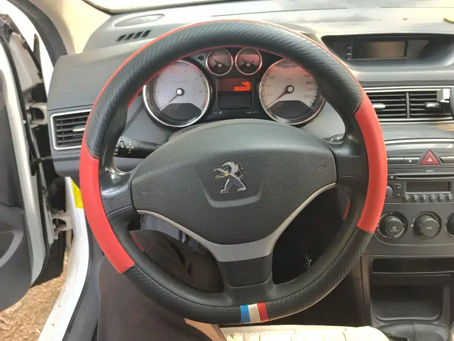 Peugeot 308 — миниатюра 15