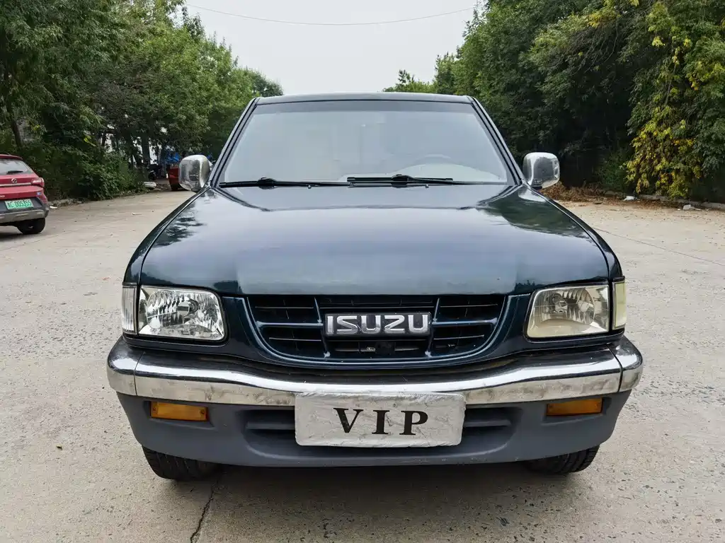 Isuzu Pickup — миниатюра 2