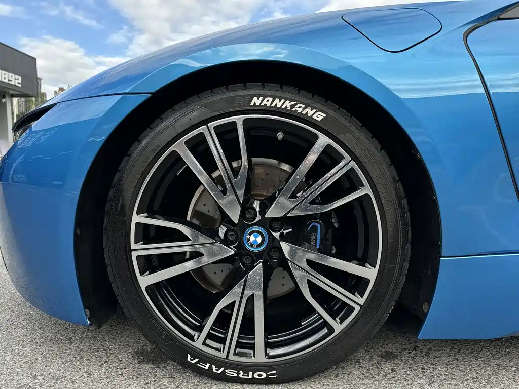 BMW i8 — миниатюра 19