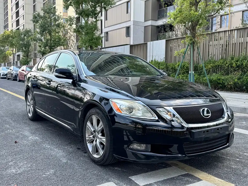 Lexus GS — миниатюра 3