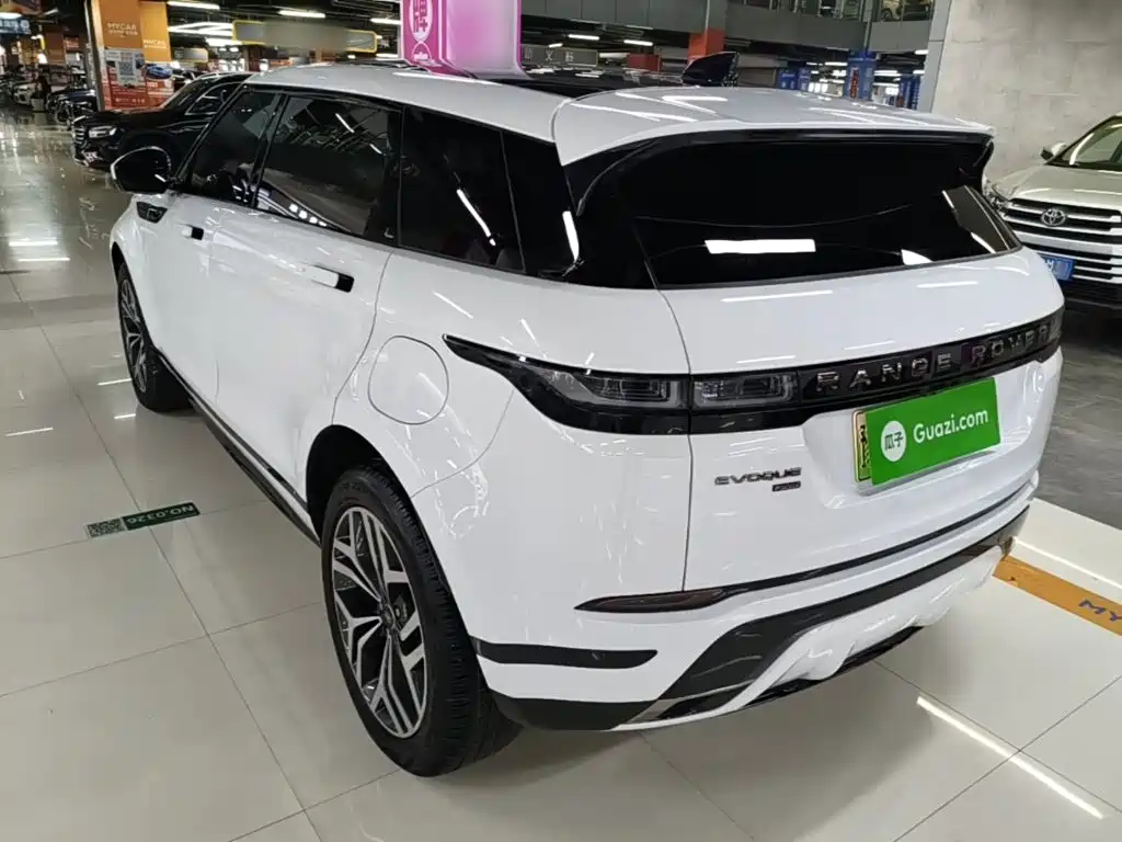 Land Rover Evoque PHEV — миниатюра 5