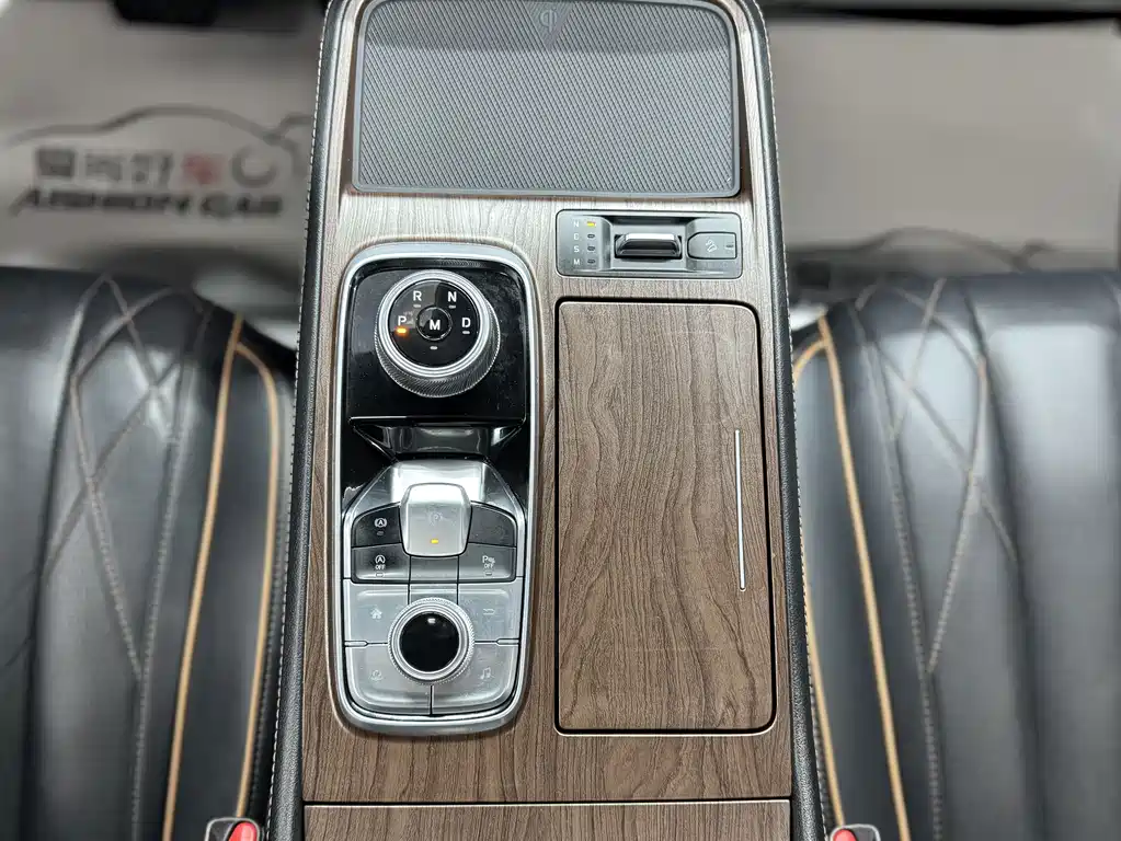 Ford Equator — миниатюра 16