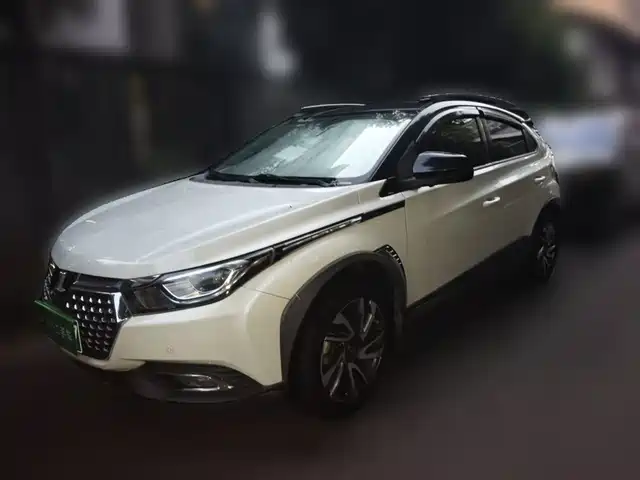 Luxgen U5