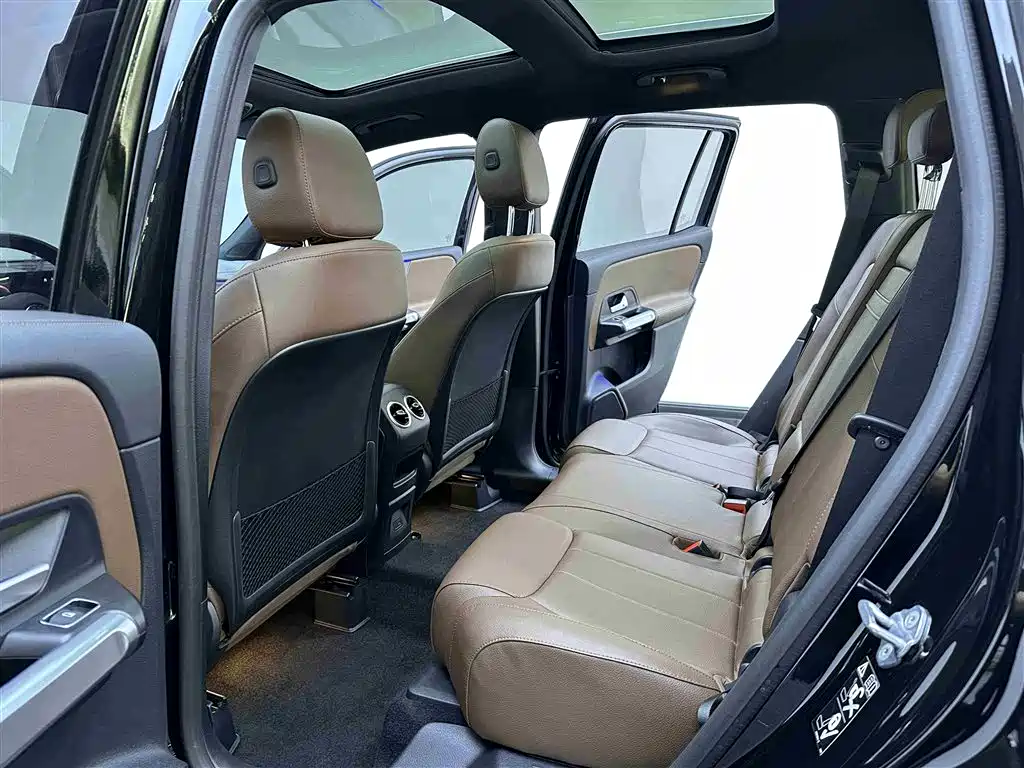 Mercedes-Benz GLB 2023 GLB 220