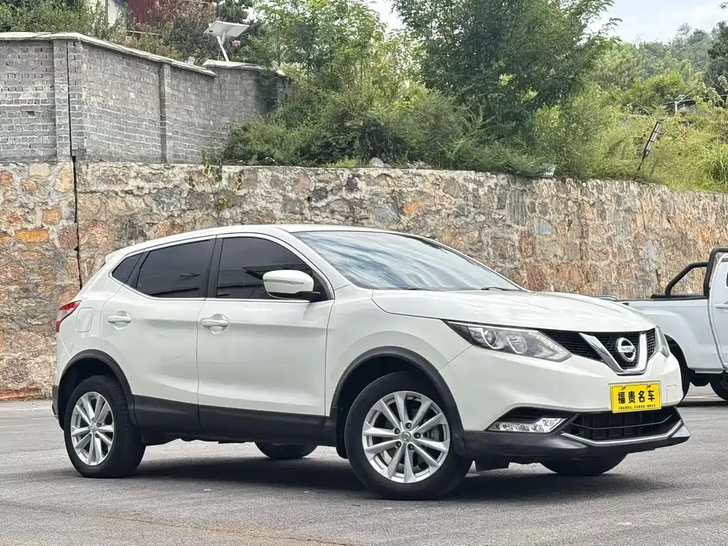 Nissan Qashqai — миниатюра 3