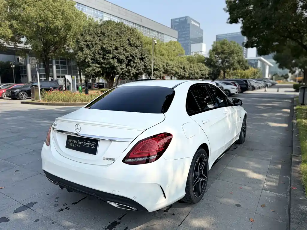 Mercedes-Benz C-Class — миниатюра 5