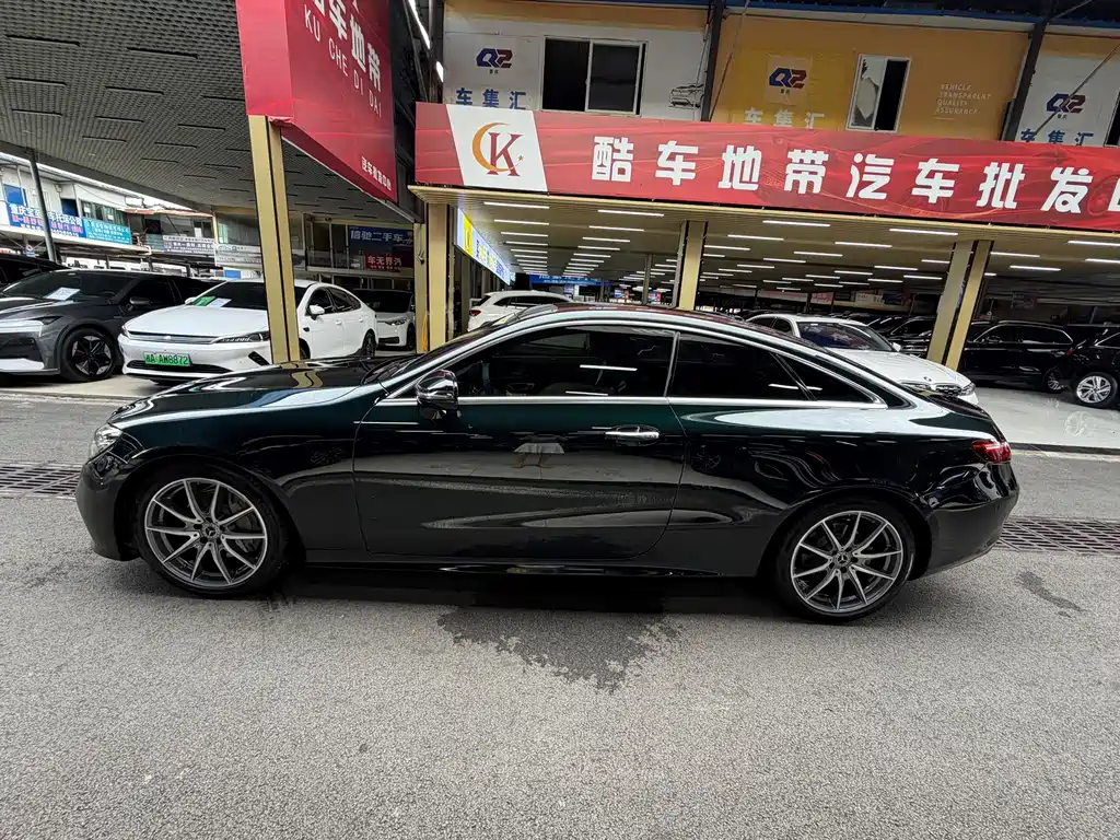 Mercedes-Benz E-Class (Import) — миниатюра 2