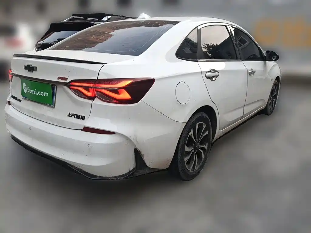 Chevrolet Monza — миниатюра 4