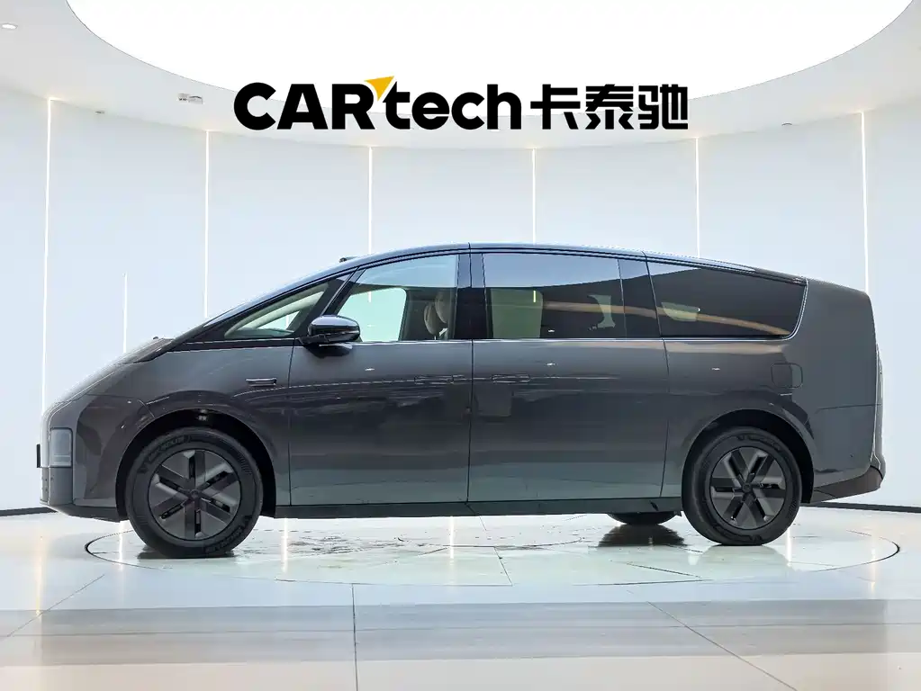 Li Auto Li MEGA — миниатюра 3