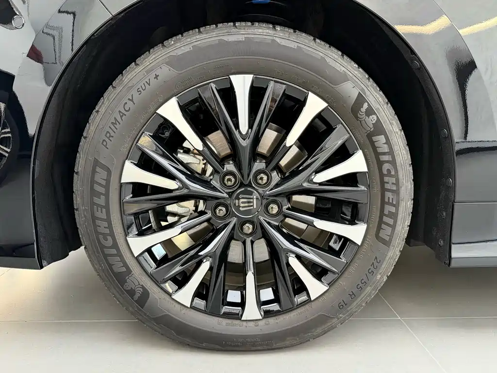 Toyota Vellfire — миниатюра 26