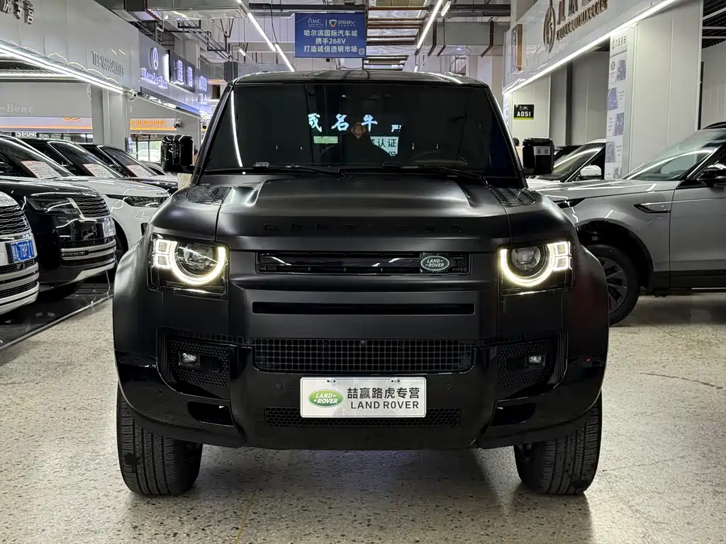 Land Rover Defender — миниатюра 3