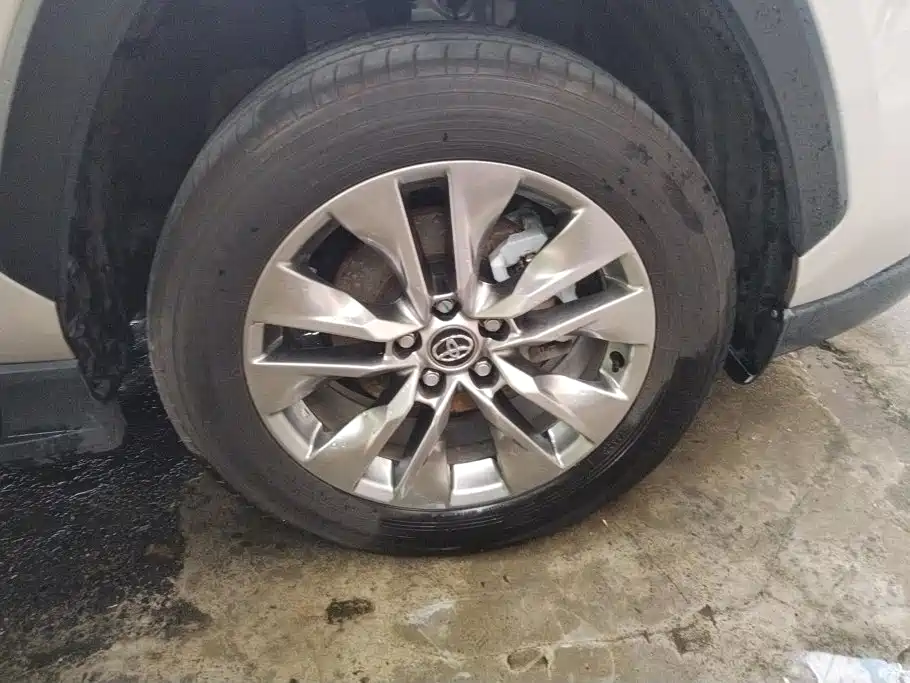 Toyota Wildlander — миниатюра 6