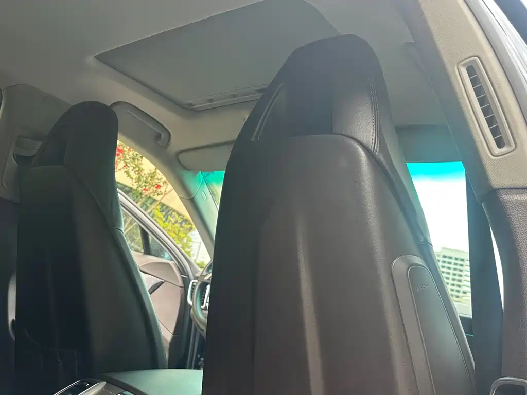 Porsche Panamera — миниатюра 22