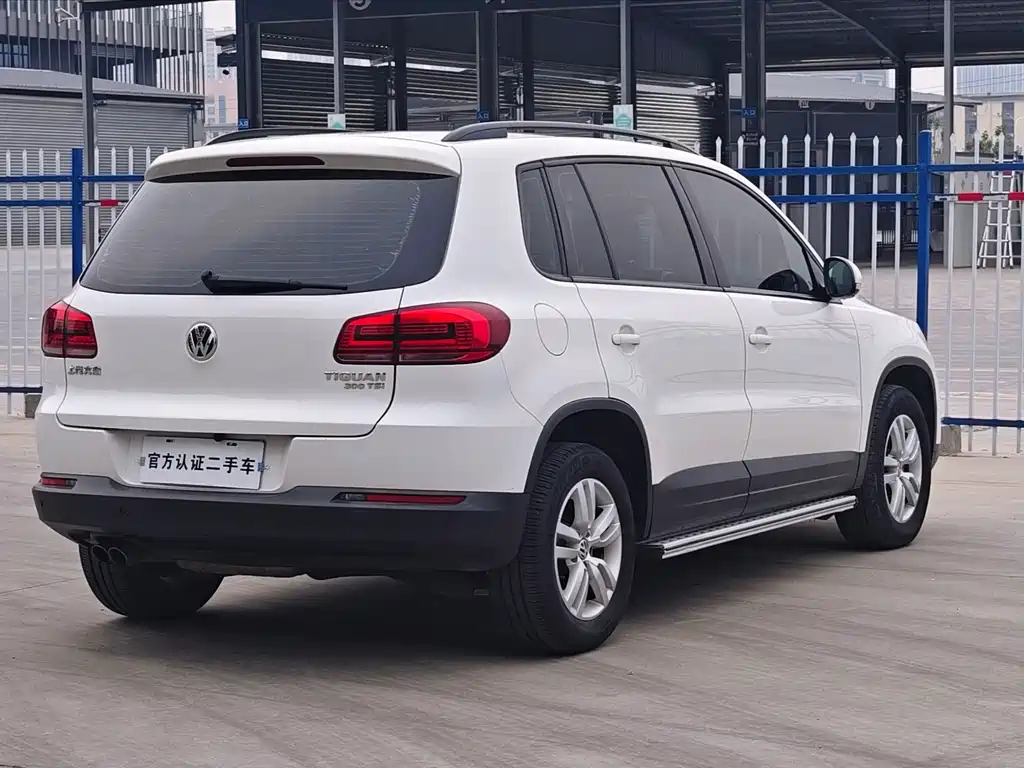 Volkswagen Tiguan — миниатюра 11