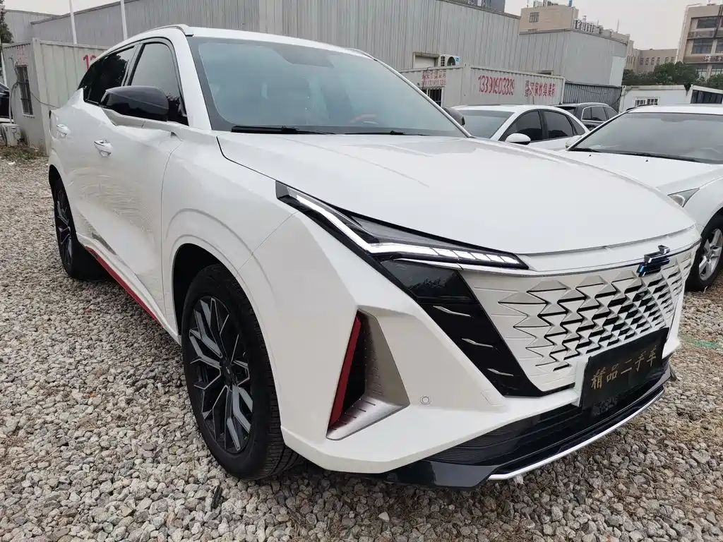 CHANGAN CHANGAN AUCHAN Z6