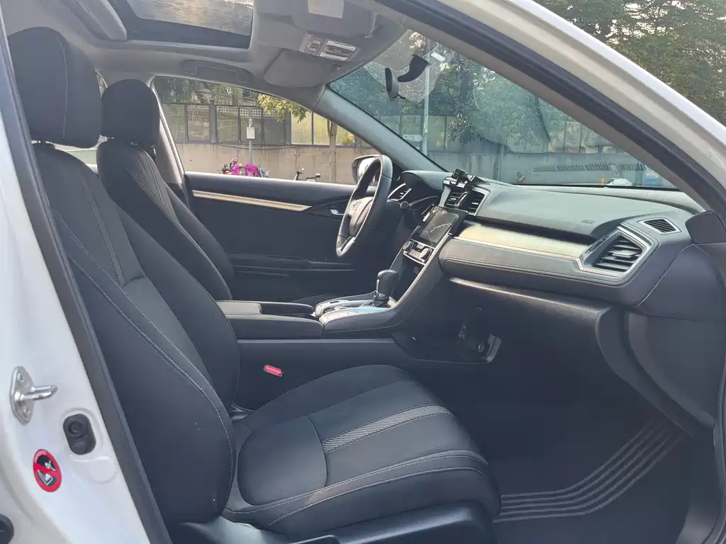 Honda Civic — миниатюра 11