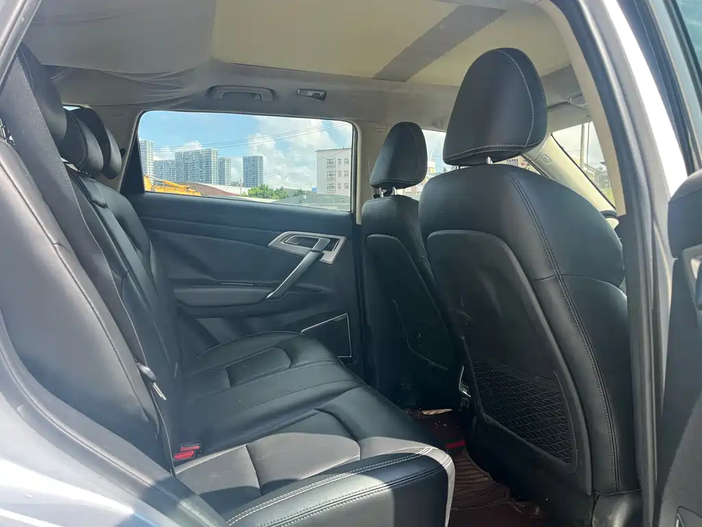 Geely Boyue — миниатюра 9