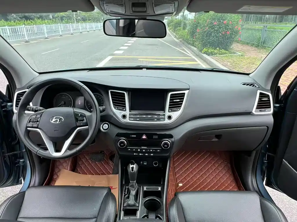 Hyundai Tucson — миниатюра 8