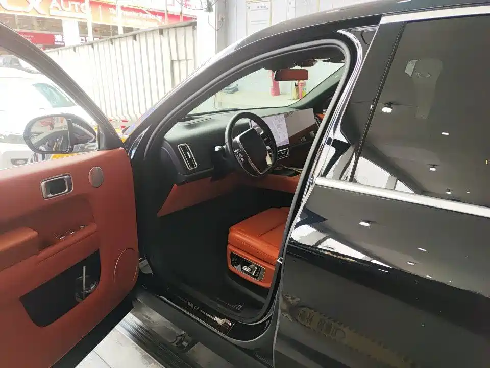 Li Auto Li L8 — миниатюра 4