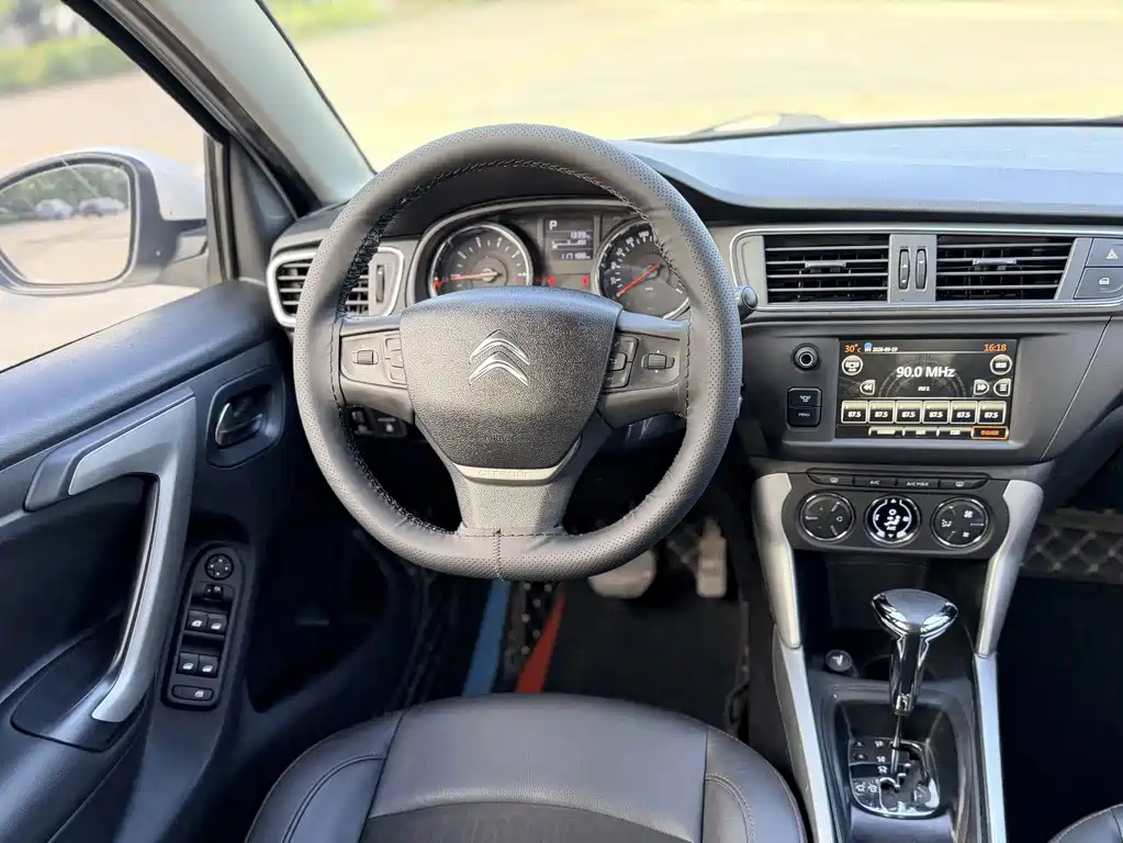 Citroen C3-XR — миниатюра 16