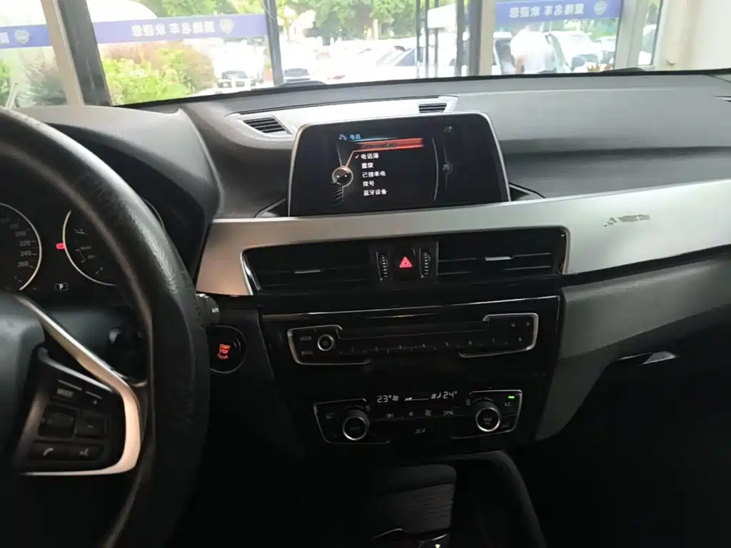 BMW X1 — миниатюра 13